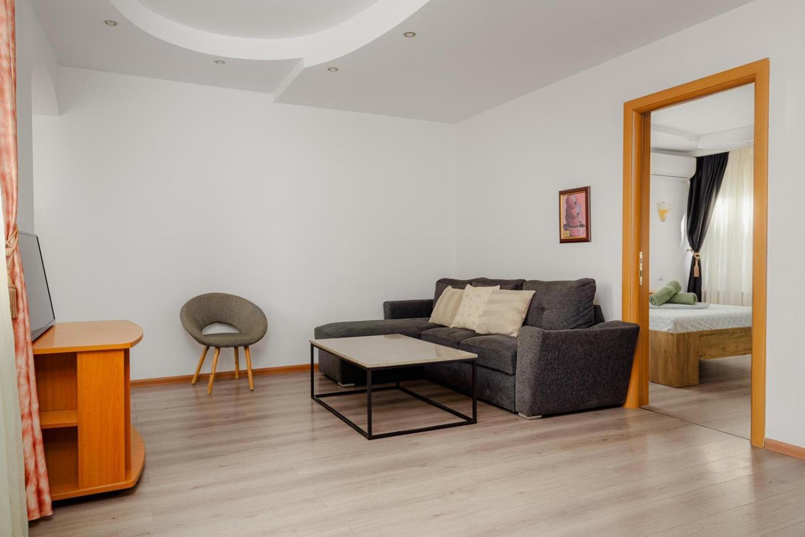 Heart Of Downtown 3 Rooms Apartment Self Check In Bucareste Exterior foto